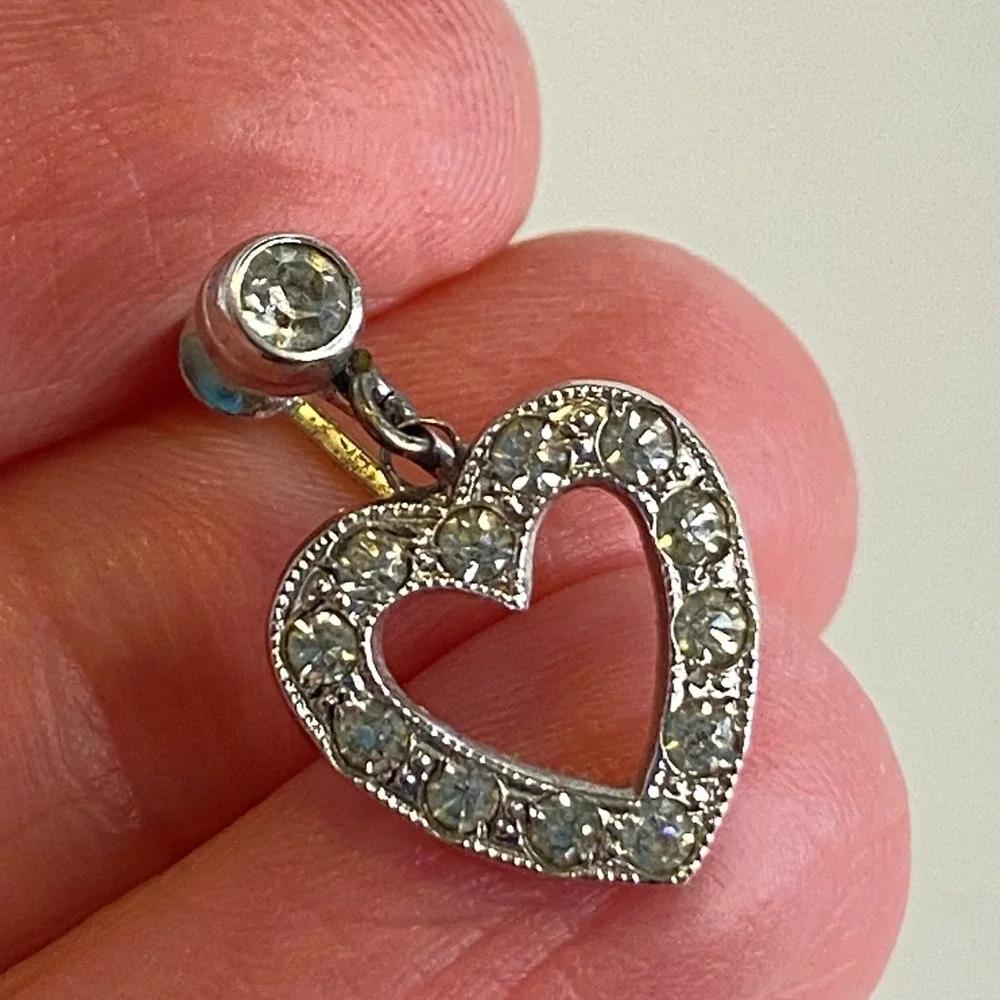 Vintage Sterling‎ Silver Rhinestone Heart Screw Back Earrings Romantic Bridal